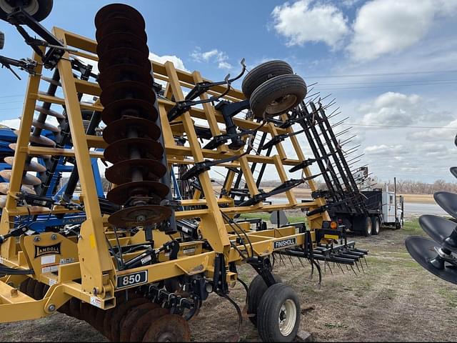 Image of Landoll 855 equipment image 1