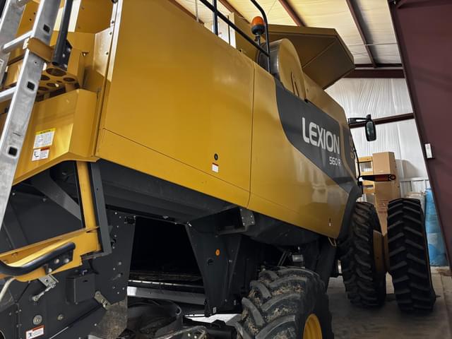 Image of Lexion 560R equipment image 1