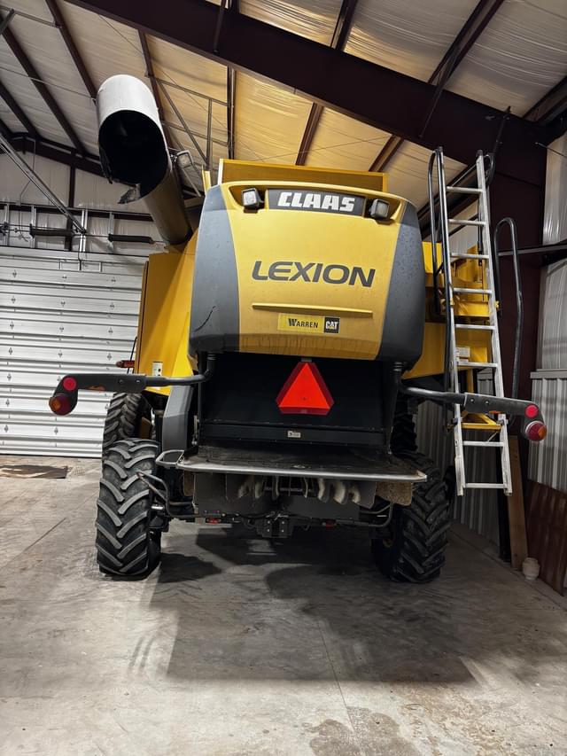 Image of Lexion 560R equipment image 2