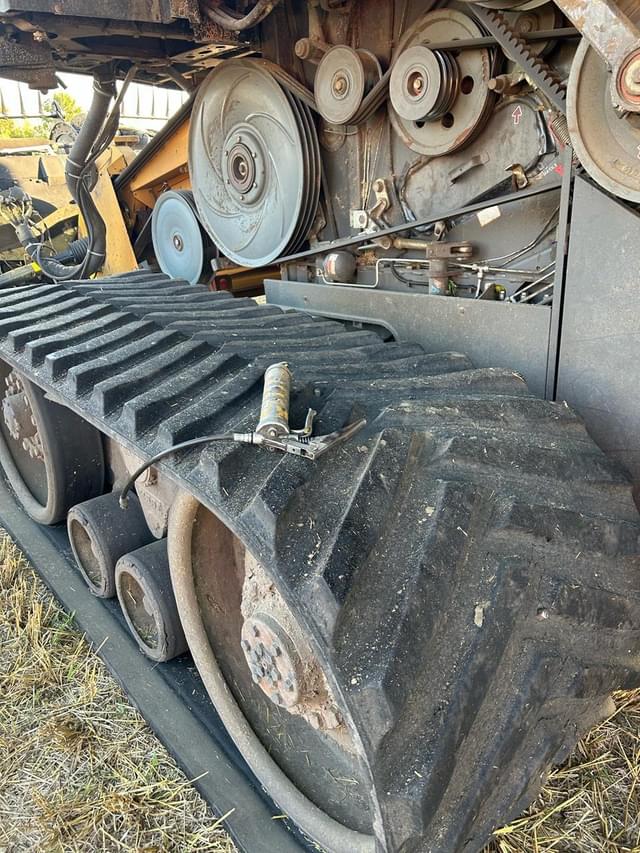 Image of CLAAS Lexion 595R equipment image 3
