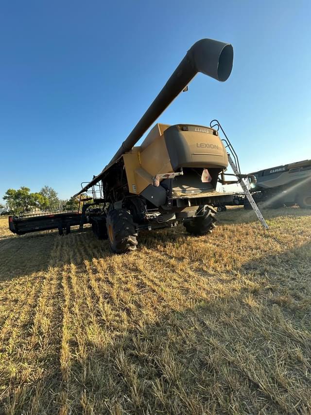 Image of CLAAS Lexion 595R equipment image 2