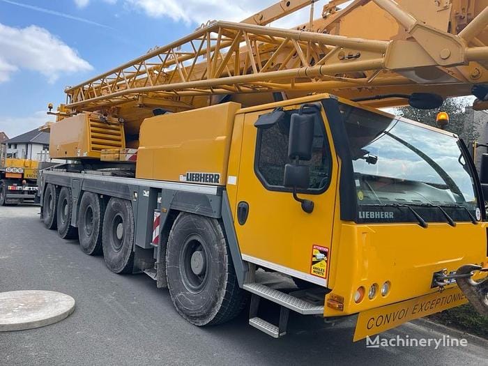 2009 Liebherr LTM1130-5.1 Equipment Image0