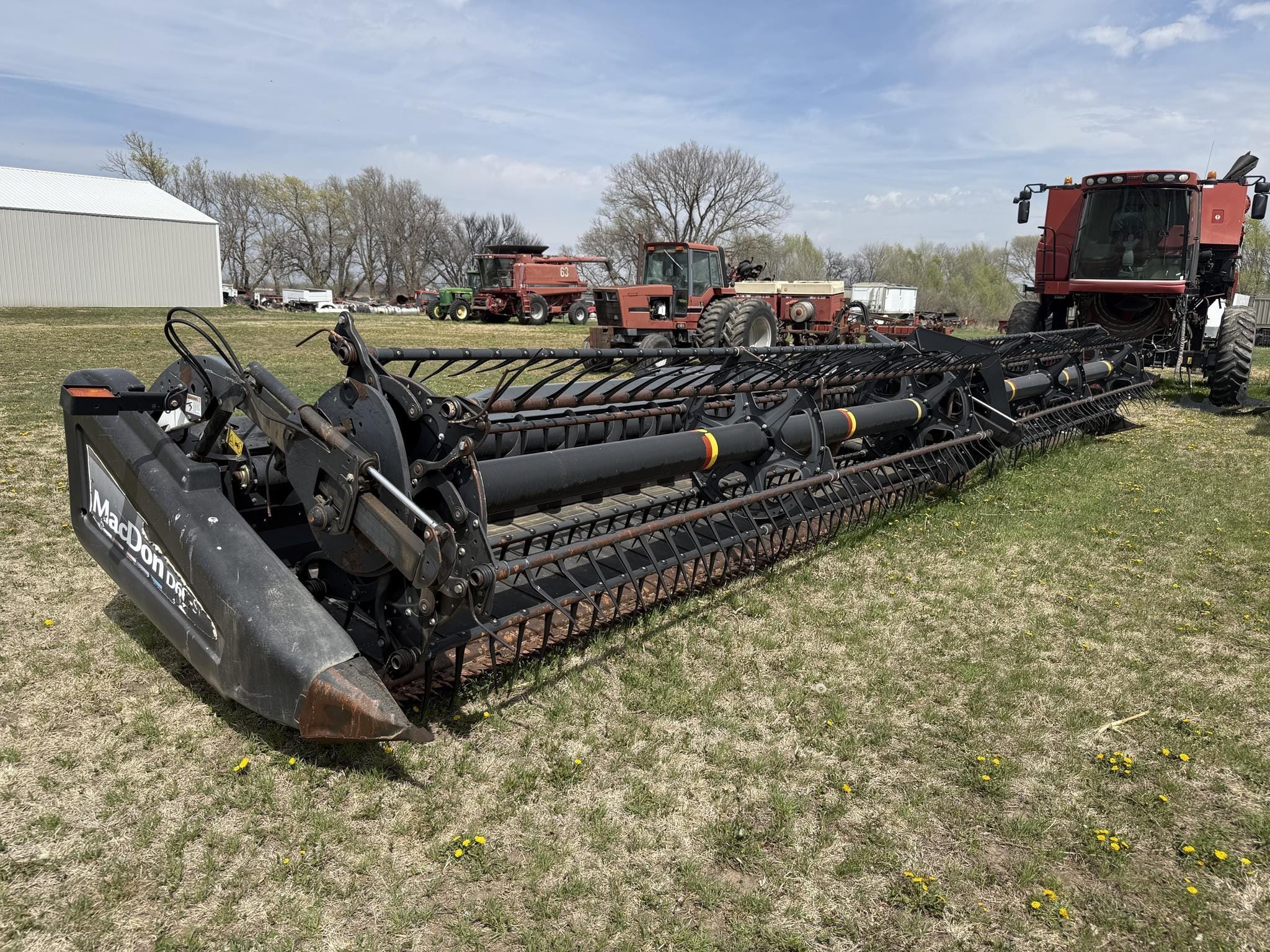 2009 MacDon D60-S Equipment Image0