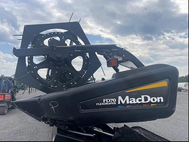 Image of MacDon FD70 equipment image 1