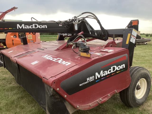 Image of MacDon R80 equipment image 4