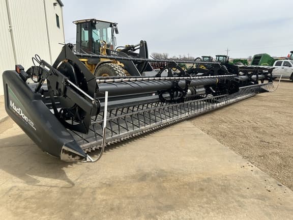 Image of MacDon FD70-35 equipment image 2