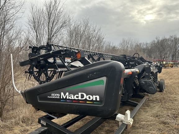 Image of MacDon FD70-35 equipment image 1