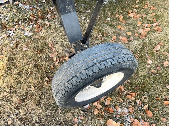 Image of MacDon FD70 equipment image 3