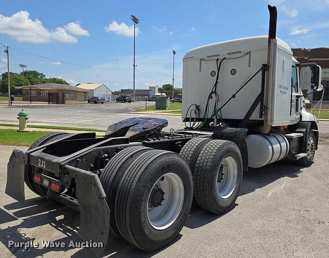Image of Mack CXU613 equipment image 4