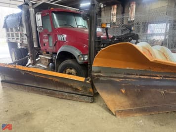 Main image Mack GU712