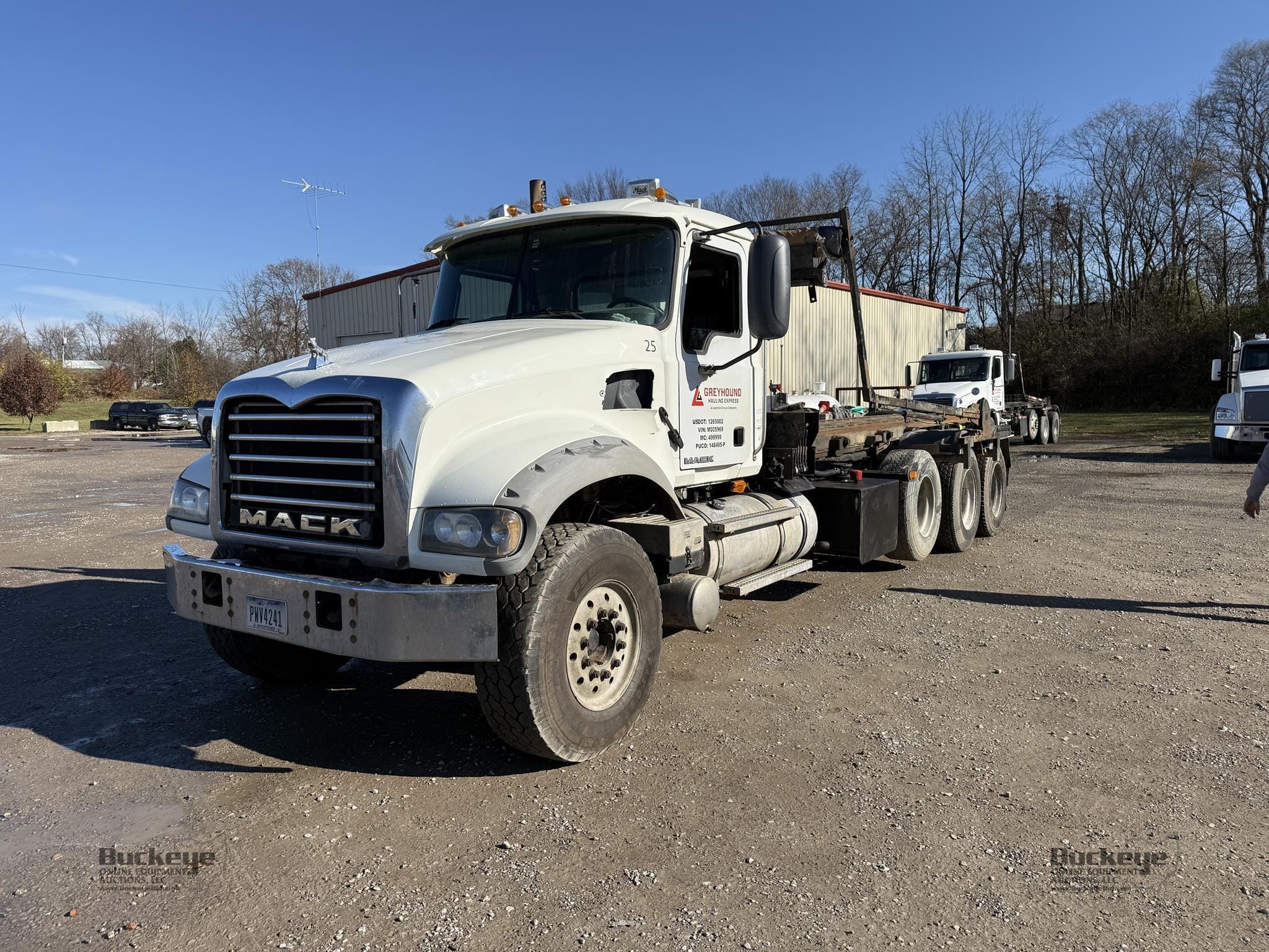 2009 Mack Granite GU713 Equipment Image0
