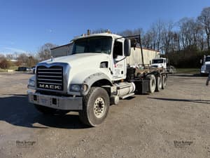 2009 Mack Granite GU713 Image