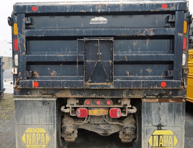 Image of Mack GU713 equipment image 3