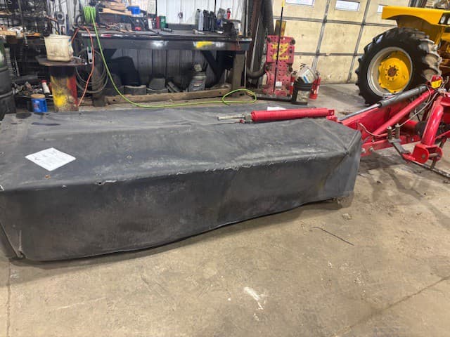 Image of Massey Ferguson 1328 equipment image 4