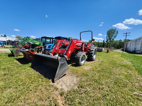 Image of Massey Ferguson 1660 Image 0