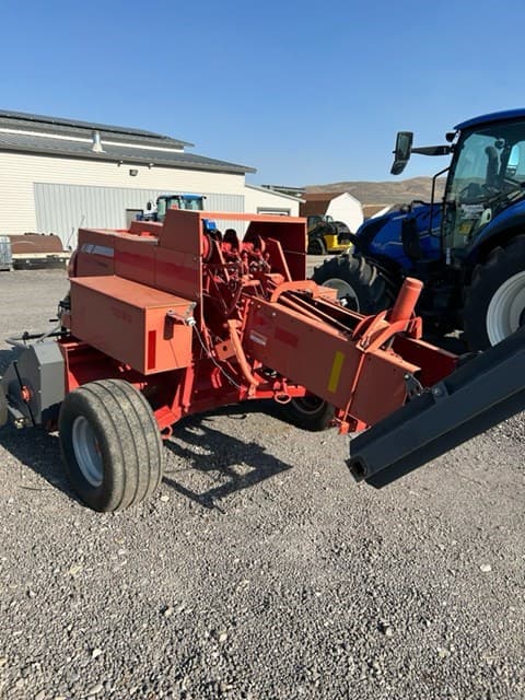Image of Massey Ferguson 1839 equipment image 2