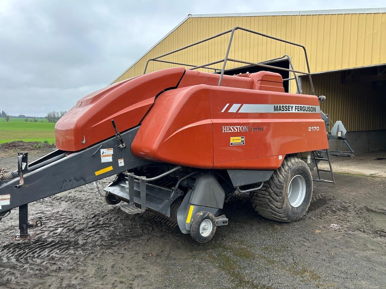 2009 Massey Ferguson 2170 Equipment Image0