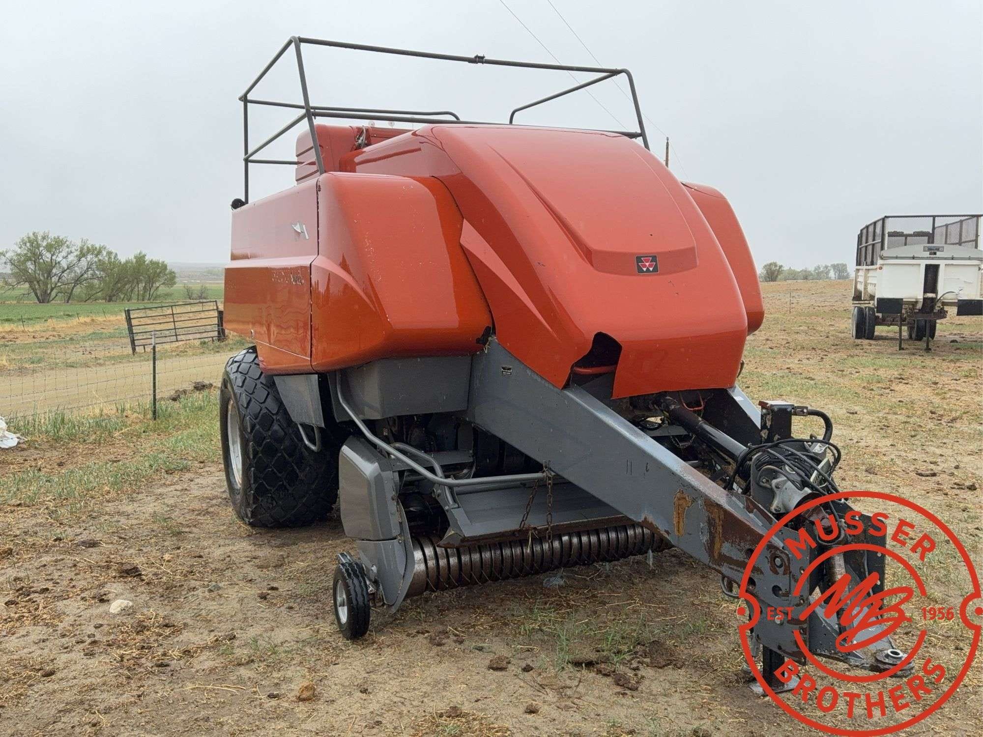 2009 Massey Ferguson 2190 Equipment Image0