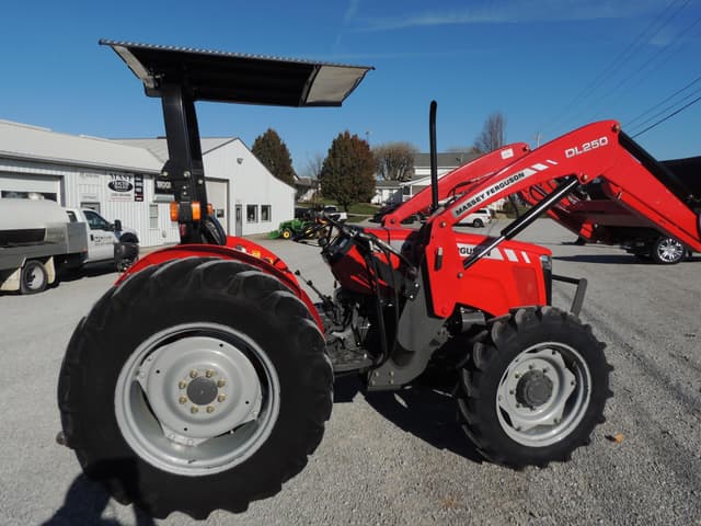 Image of Massey Ferguson 2615 equipment image 3