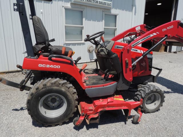 Image of Massey Ferguson GC2400 equipment image 3