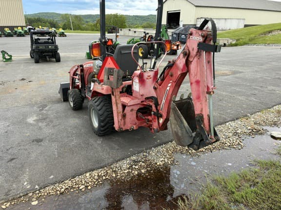 Image of Massey Ferguson GC2610 equipment image 3