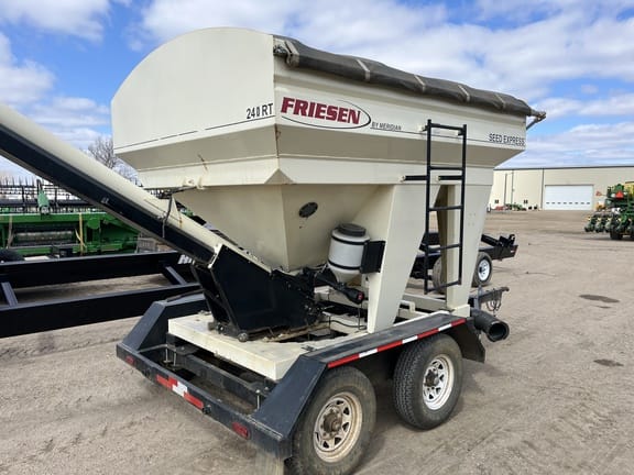 Main image Meridian 240RT