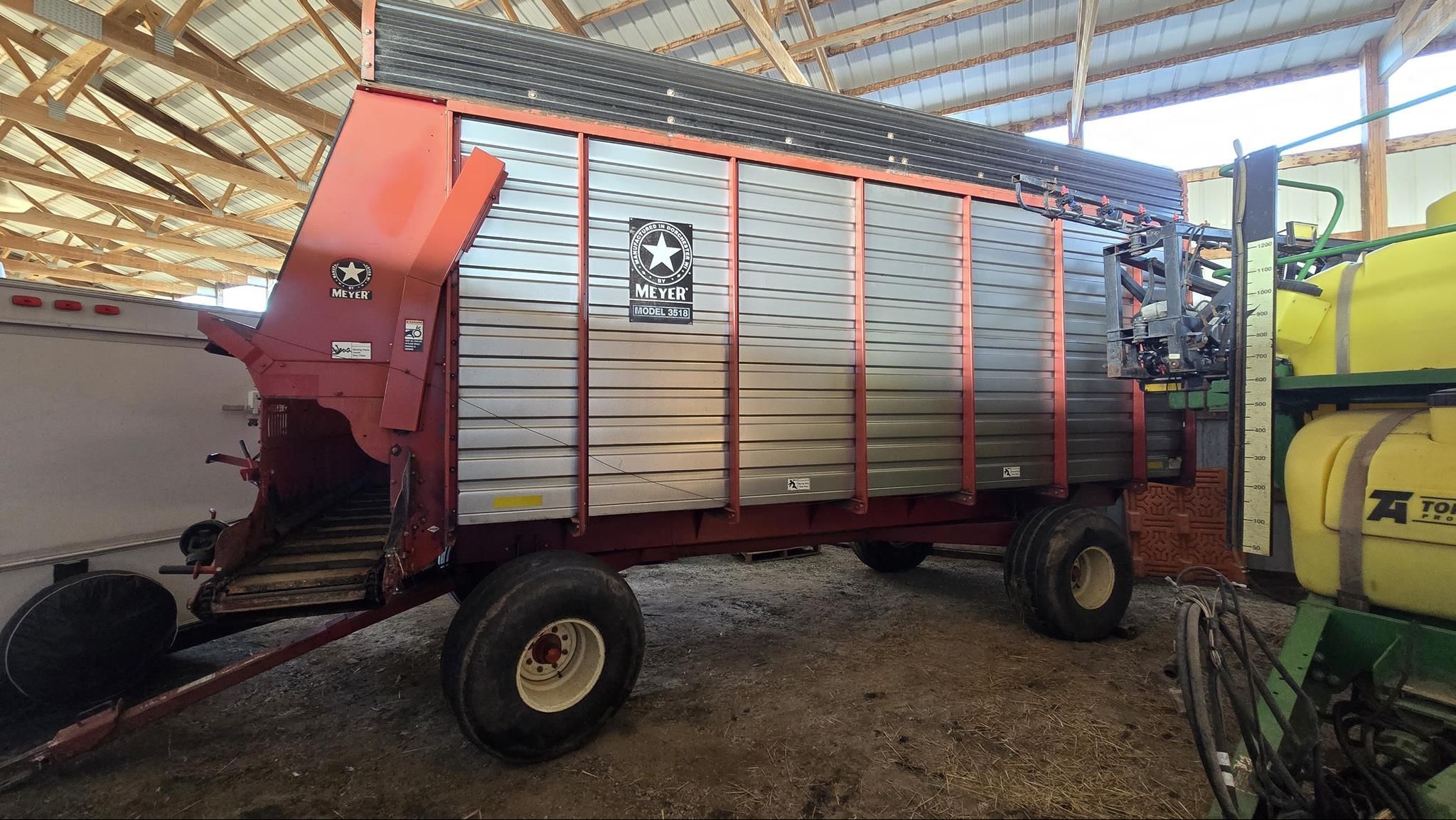 Main image Meyer 3518