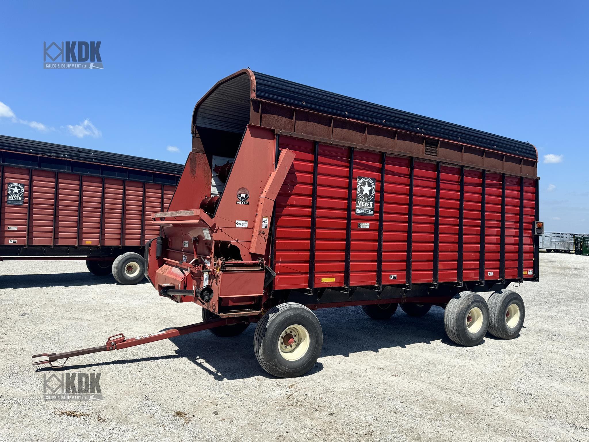 2009 Meyer 4620 Equipment Image0