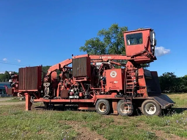 Image of Morbark 2355 equipment image 1