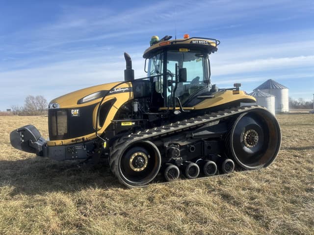 Image of Challenger MT855C equipment image 2