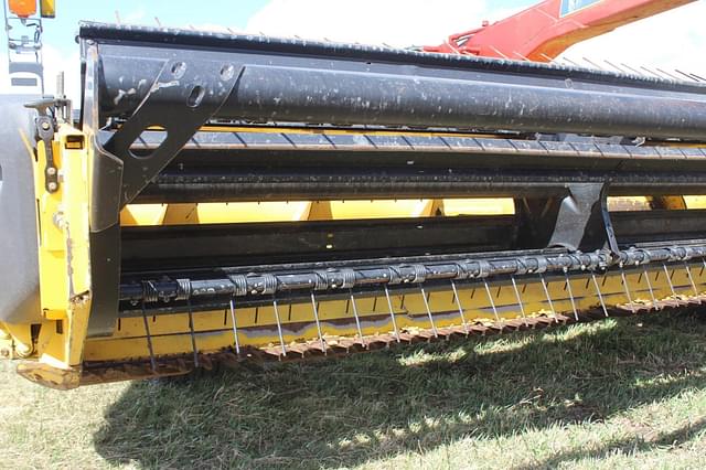 Image of New Holland 1475 equipment image 1
