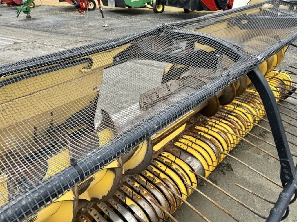 2009 New Holland 293 Equipment Image0