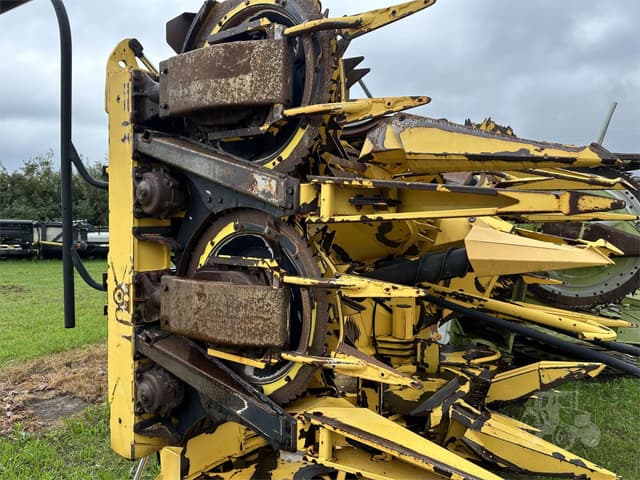 Image of New Holland 470FI equipment image 2