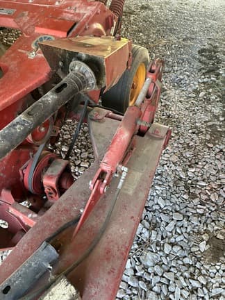 Image of New Holland 488 equipment image 4