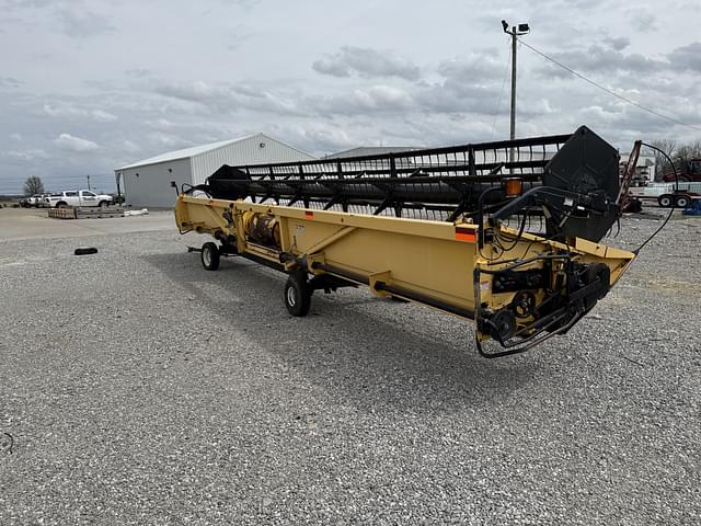 Image of New Holland 740CF equipment image 2