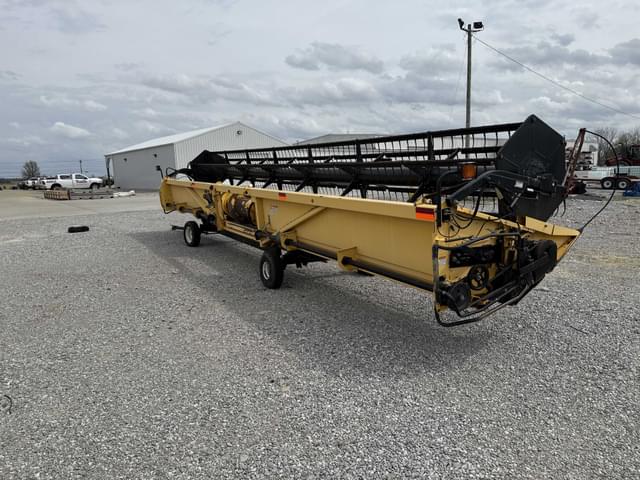 Image of New Holland 740CF equipment image 2