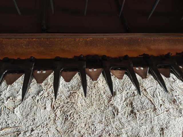 Image of New Holland 94C equipment image 4