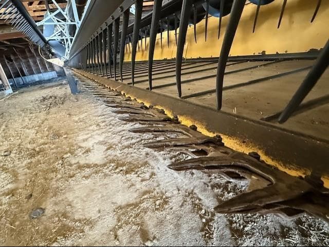 Image of New Holland 94C equipment image 3