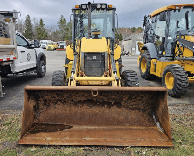 Image of New Holland B95 equipment image 1