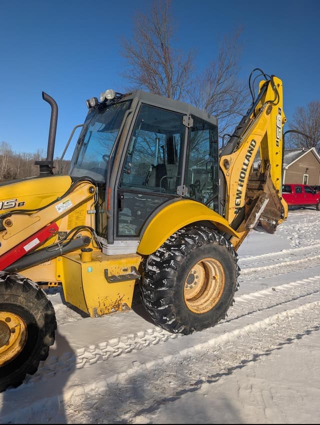 Image of New Holland B95B equipment image 3