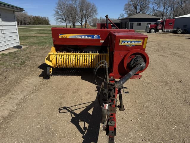 Image of New Holland BC5060 equipment image 1