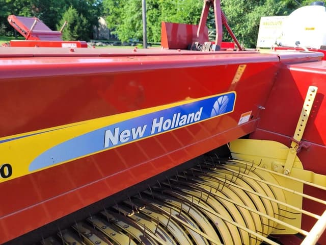 Image of New Holland BC5070 equipment image 4