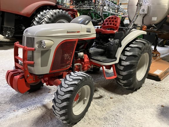 Main image New Holland Boomer 8N