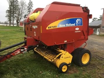 Main image New Holland BR7060 CropCutter
