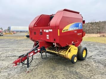Main image New Holland BR7060