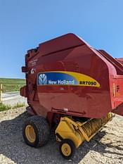 2009 New Holland BR7090 Equipment Image0