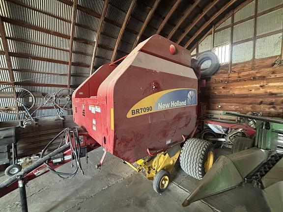 Image of New Holland BR7090 Primary image