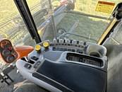 Thumbnail image New Holland CR9070 38