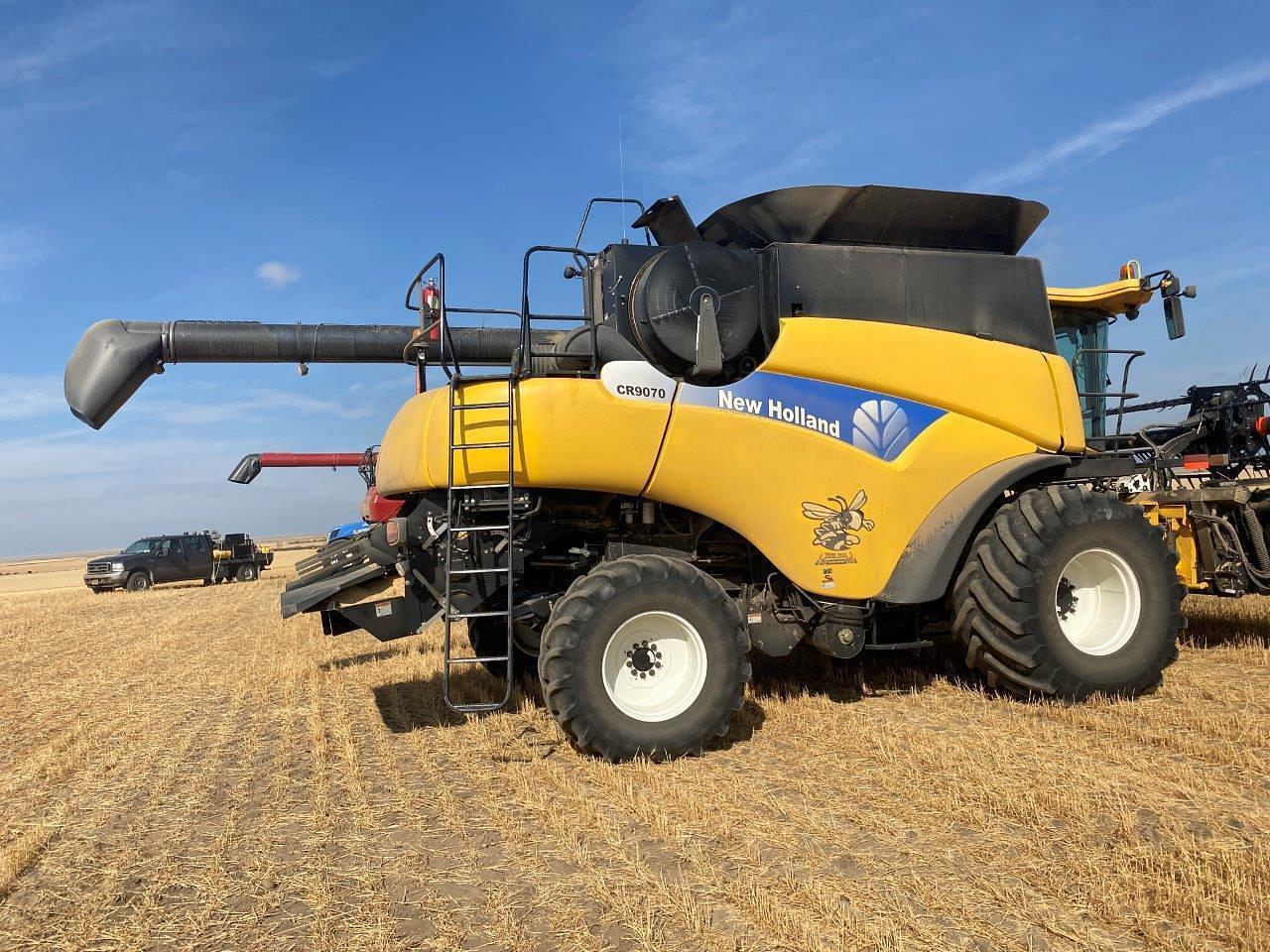 Main image New Holland CR9070 0