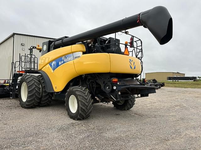 Image of New Holland CR9080 equipment image 2